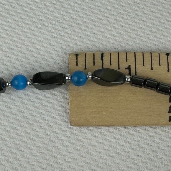 Hematite and Blue Beaded Necklace With Barrel Clasp Unisex 18 Inches Long - Picture 8 of 9